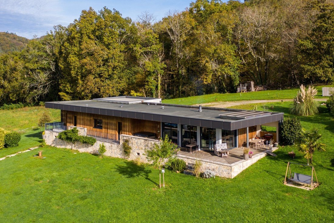 Villa in Altillac, Neu-Aquitanien, Frankreich 1 - 19161585