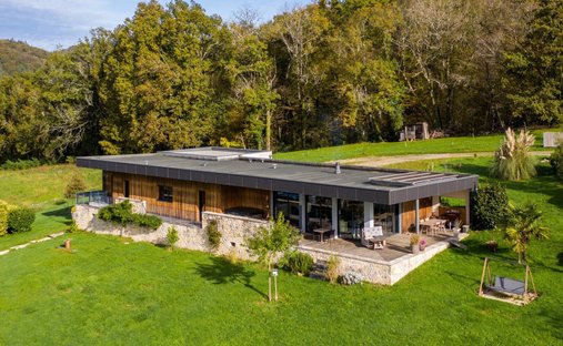 Villa in Altillac, Neu-Aquitanien, Frankreich 1