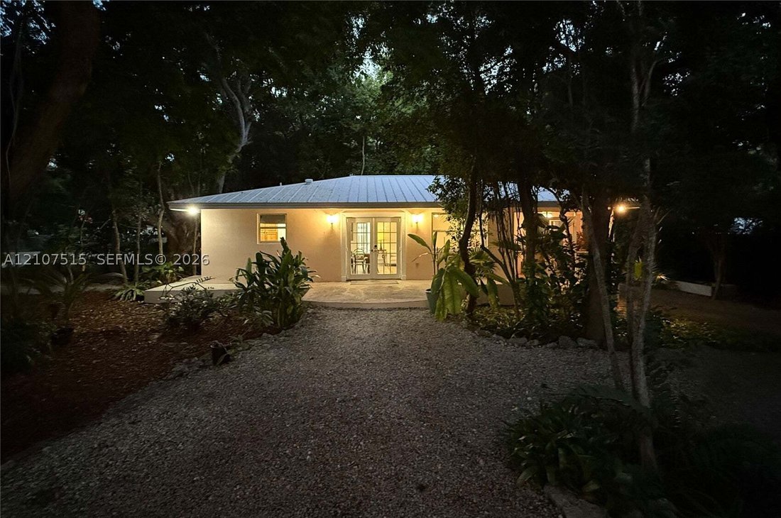 House in Key Colony Beach, Florida, United States 3 - 19160284