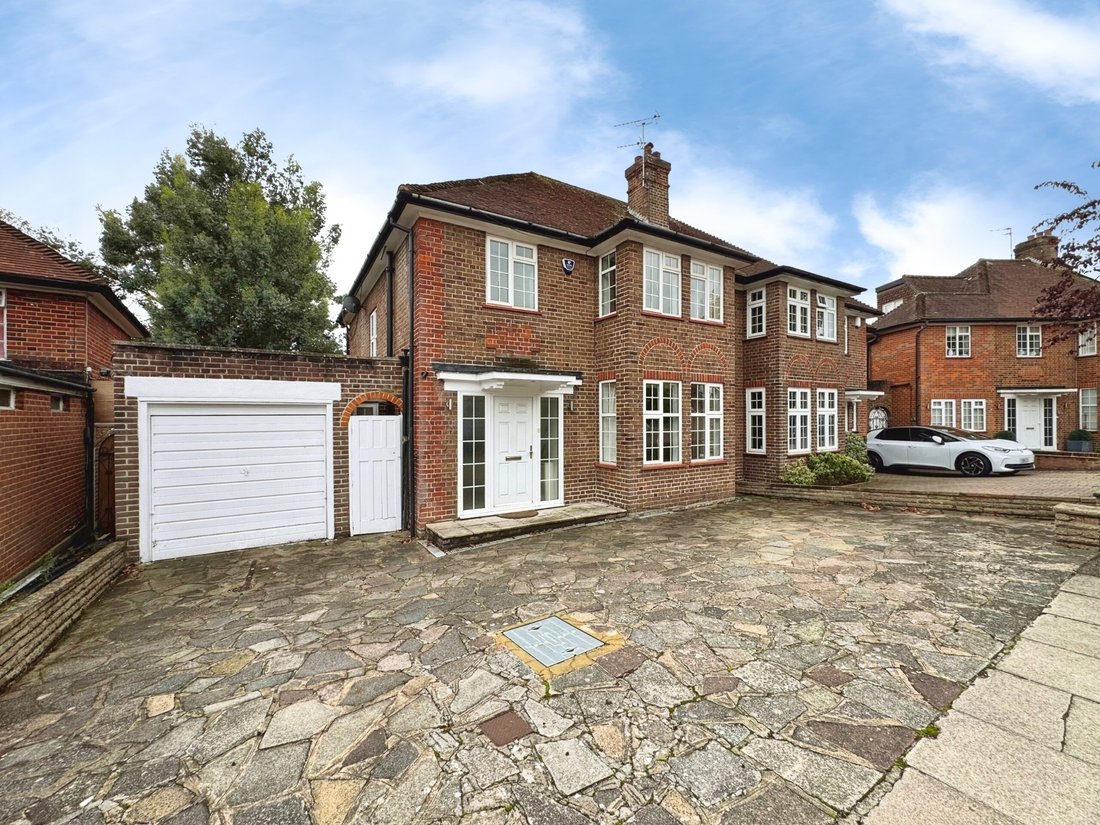 Casa a Edgware, Barnet, Inghilterra 2 - 19160286