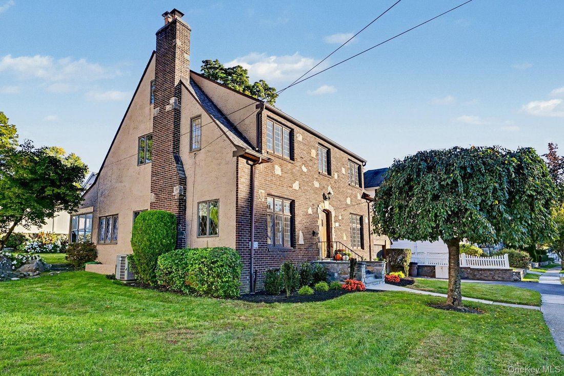 House in Tuckahoe, New York, United States 3 - 19160417