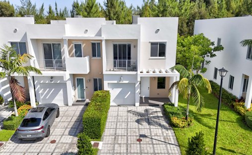 Stadthaus in Doral, Florida, Vereinigte Staaten 1