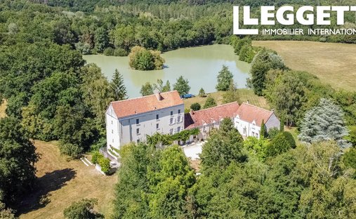 House in Montrichard, Montrichard Val de Cher, France 1