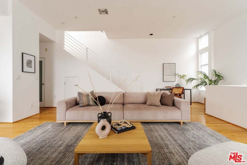 Townhouse in Los Angeles, California, United States 3 - 19166248
