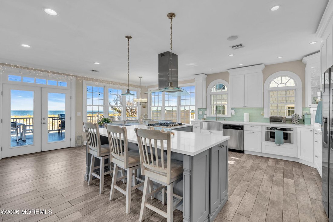 House in Union Beach, New Jersey, United States 5 - 19166211