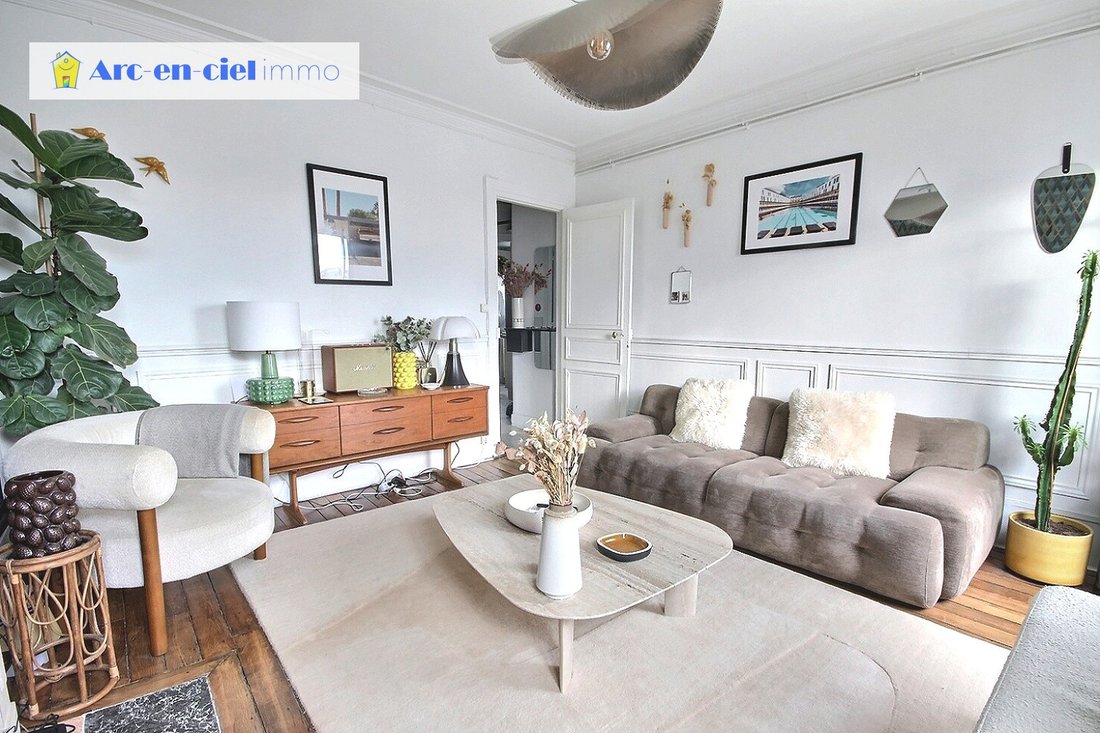 Apartment in Lorette-Martyrs, Paris 9e Arrondissement, Paris 3 - 19167114