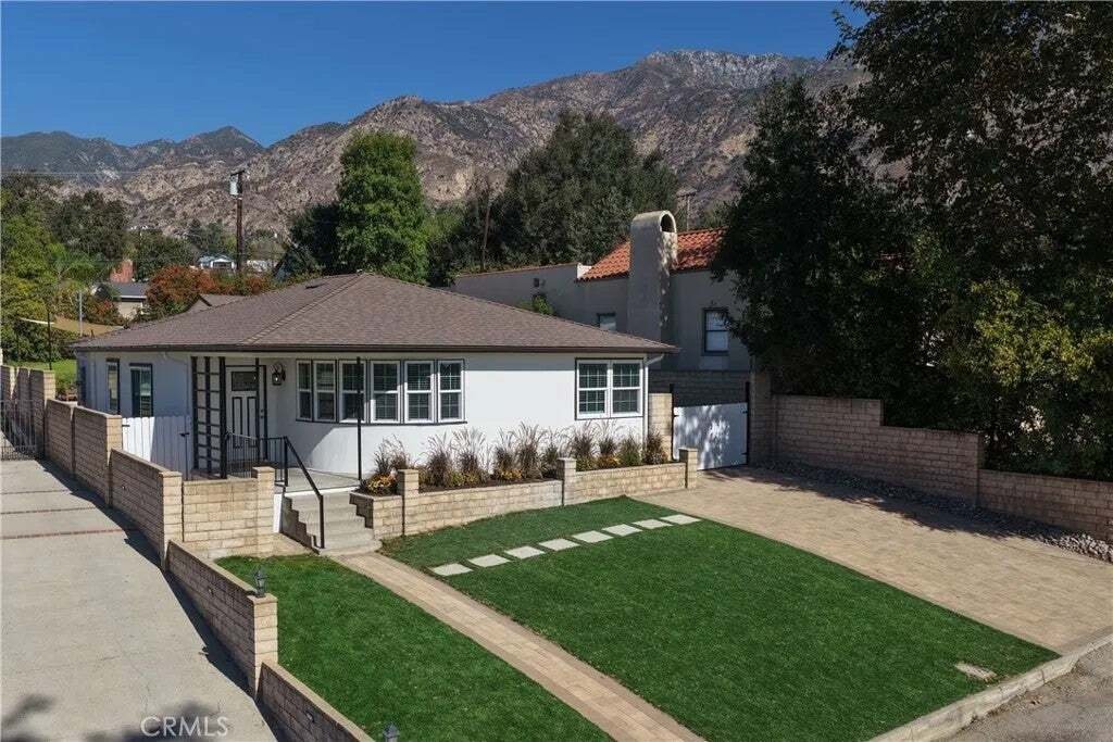 House in Altadena, California, United States 1 - 19166375