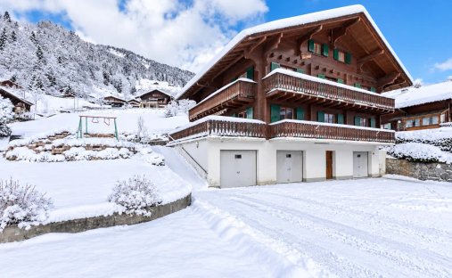 Chalet in Val-d'Illiez, Wallis, Schweiz 1