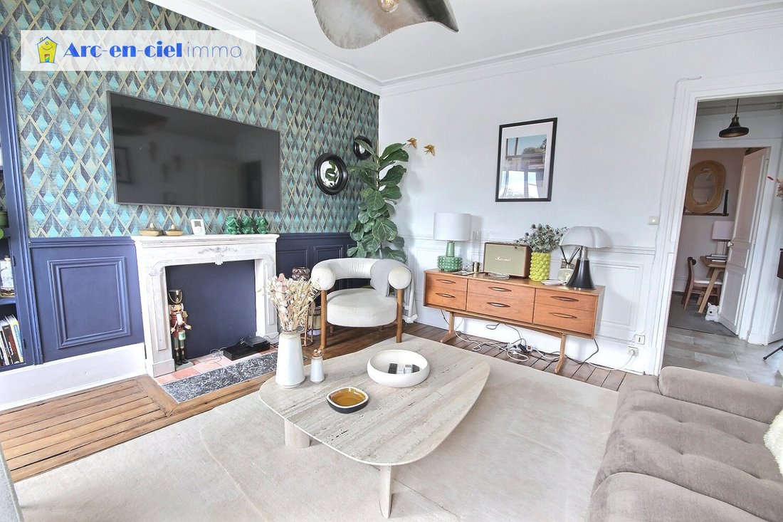 Apartment in Lorette-Martyrs, Paris 9e Arrondissement, Paris 5 - 19167114