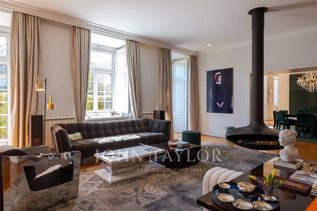 Apartment in Misericordia, Lisbon, Portugal 3 - 19166997