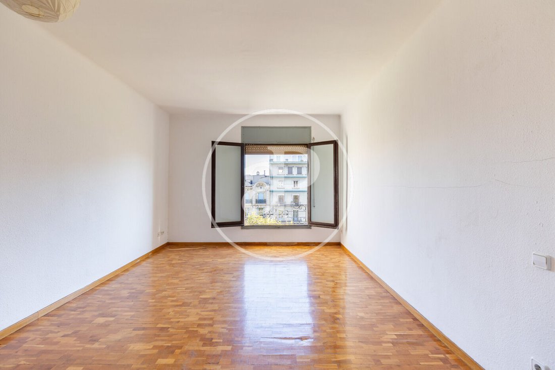 Appartement à Eixample, Barcelone, Espagne 2 - 19166888