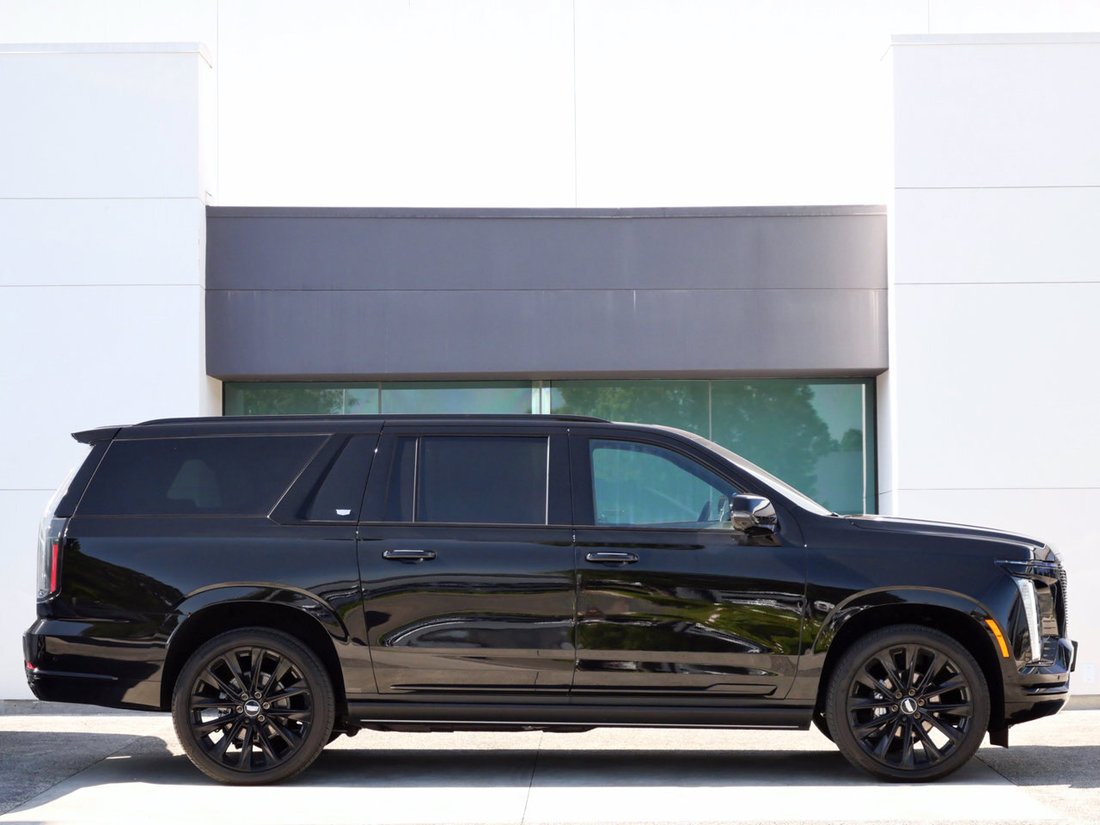 Suv in Thousand Oaks, CA, United States 4 - 19166989