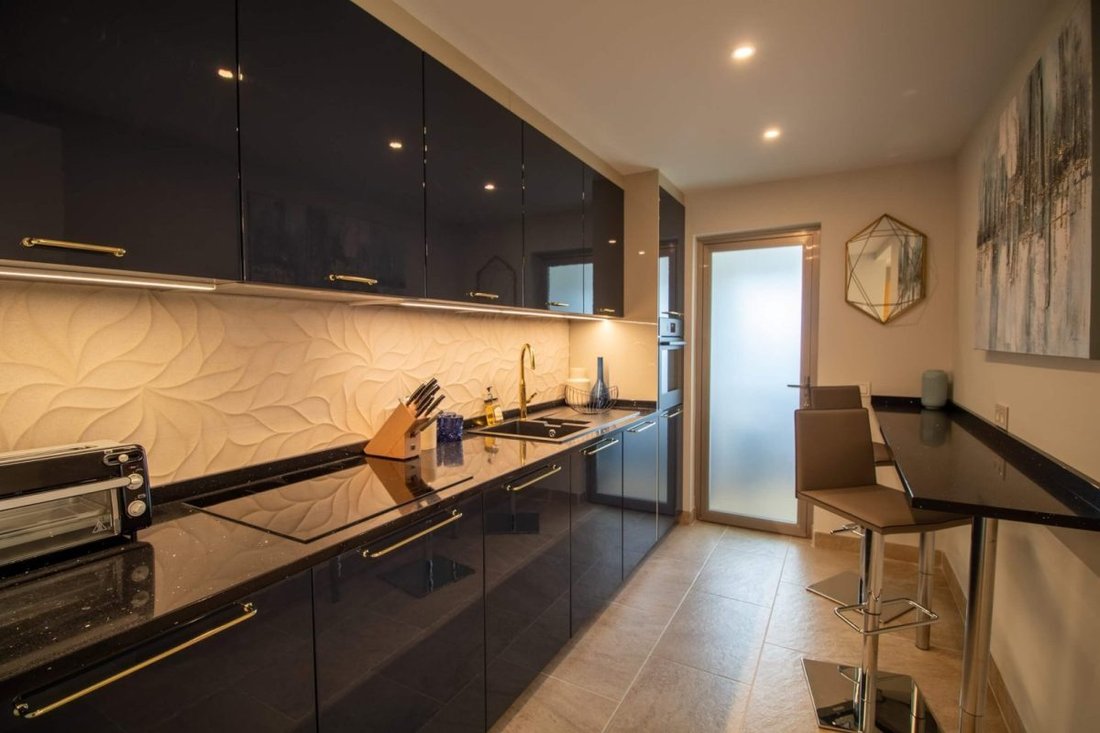 Apartment in Puerto Banus, Marbella, Spain 3 - 19166697