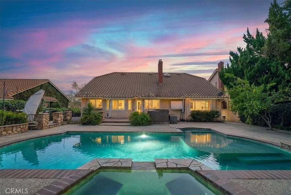 Casa a Rancho Cucamonga, California, Stati Uniti 2 - 19166371