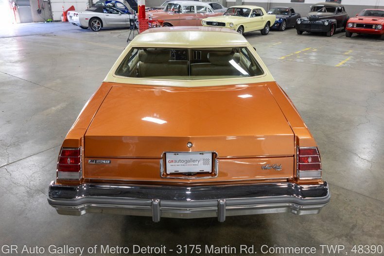 "Documented Low-Mileage Gem" in Commerce Twp, United States 5 - 19167036