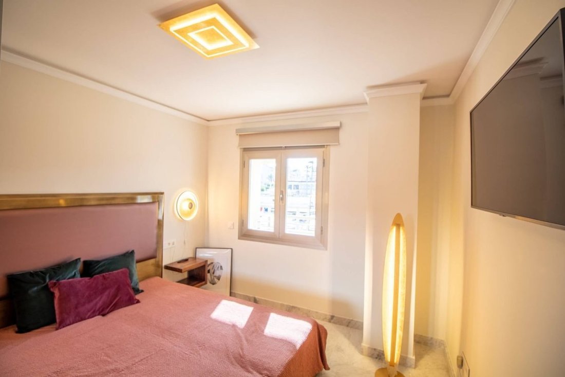 Apartment in Puerto Banus, Marbella, Spain 5 - 19166697
