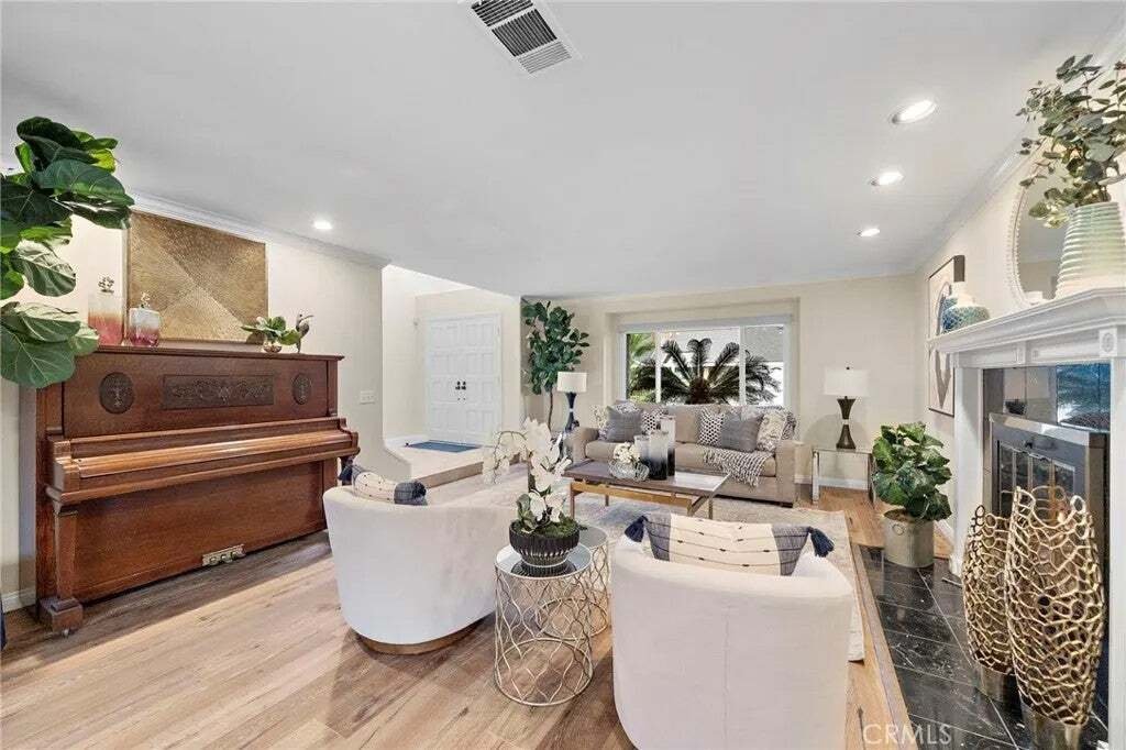 House in Fountain Valley, California, United States 5 - 19166304