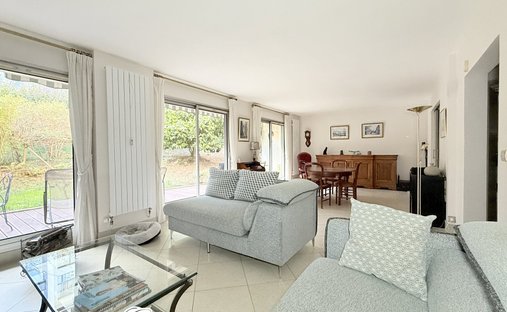 Wohnung in Côte Saint Louis, Garches, Frankreich 1