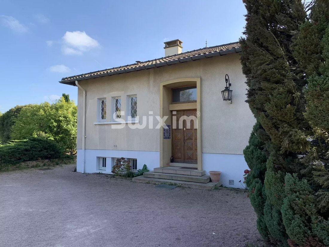 Villa in Levigny-Le Bourg, Charnay-les-Macon, France 3 - 19167097