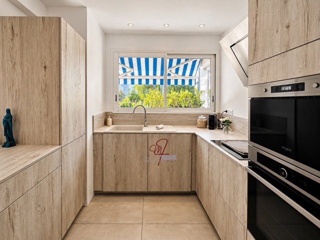Apartment in Peripherie, Cassis, France 3 - 19167030
