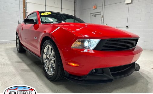 2011 Ford Mustang GT Premium in Carol stream, IL, United States 1