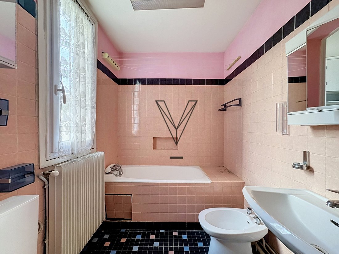 Apartment in Arrondissement of Bobigny, Ile-de-France, France 5 - 19166961