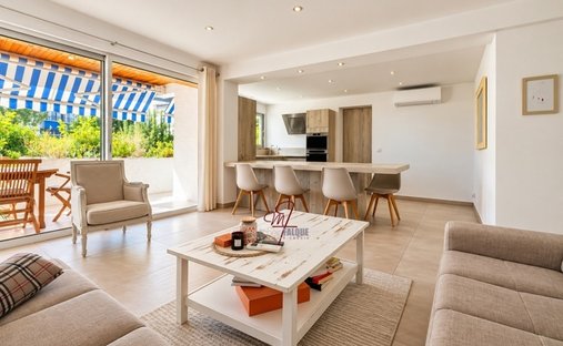 Apartamento en Periferia, Cassis, Francia 1