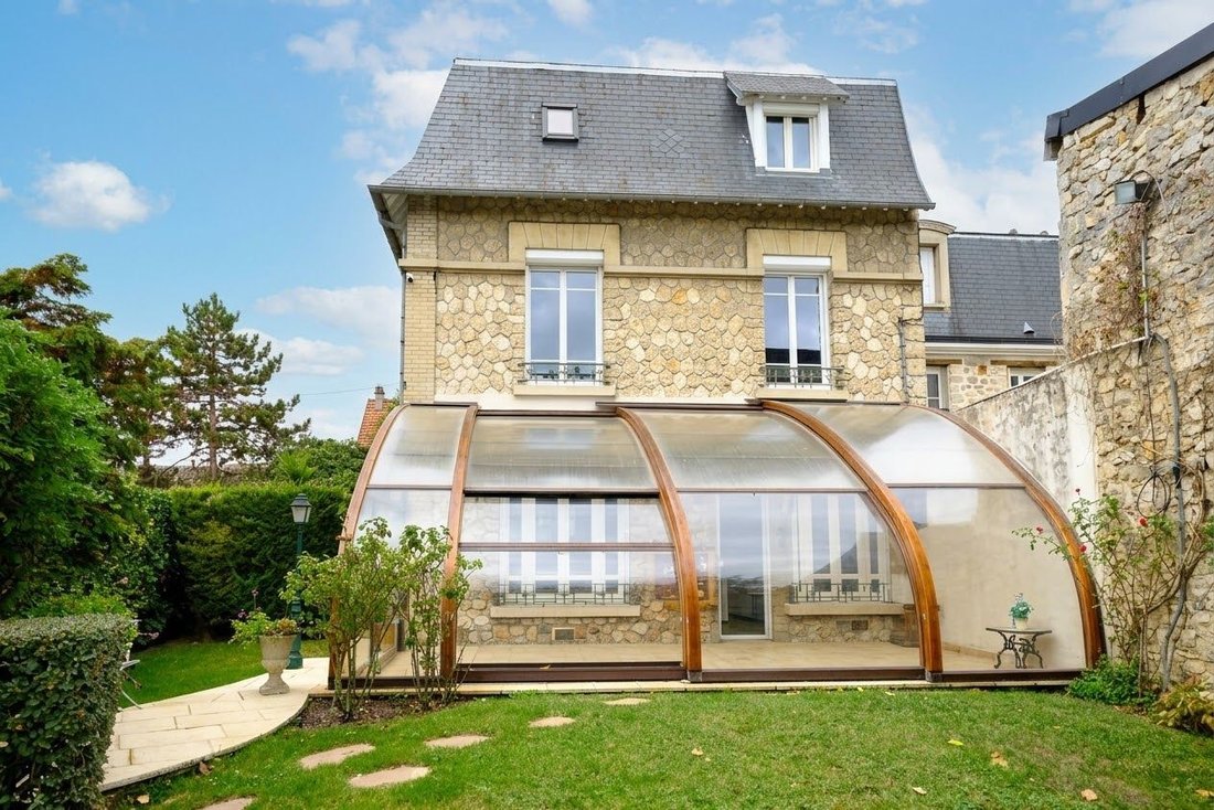 House in Senlis, Hauts-de-France, France 1 - 19167067