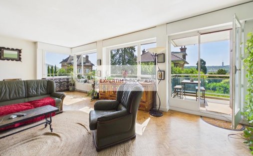 Apartment in Pavé des Gardes, Chaville, France 1