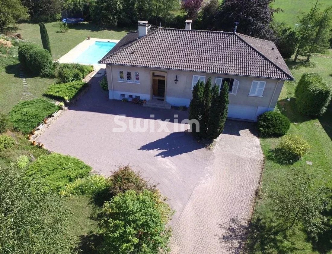 Villa in Levigny-Le Bourg, Charnay-les-Macon, France 1 - 19167097