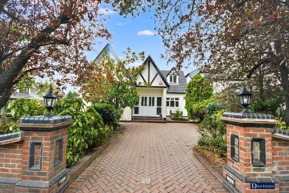 Casa en Ardleigh Green, Romford, Inglaterra 1 - 19166555