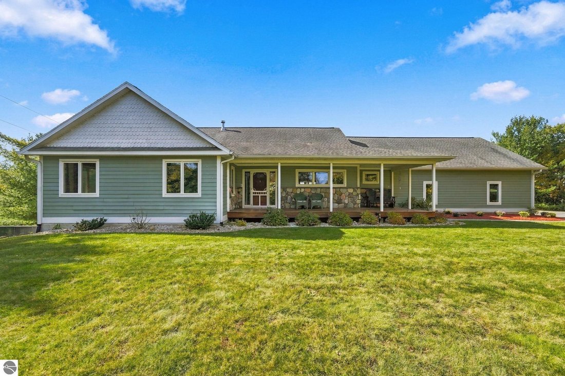 House in Traverse City, Michigan, United States 2 - 19167402