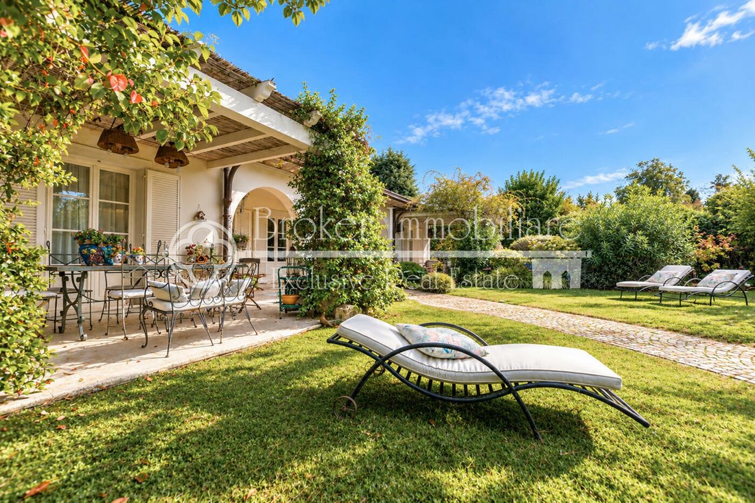 Villa in Centro, Forte dei Marmi, Tuscany 4 - 19167347