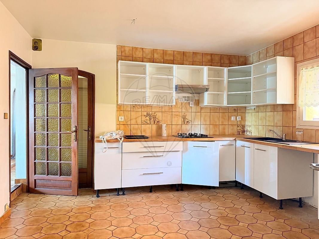 Haus in Saint-Laurent-du-Var, Provence-Alpes-Côte d'Azur, Frankreich 3 - 19167192