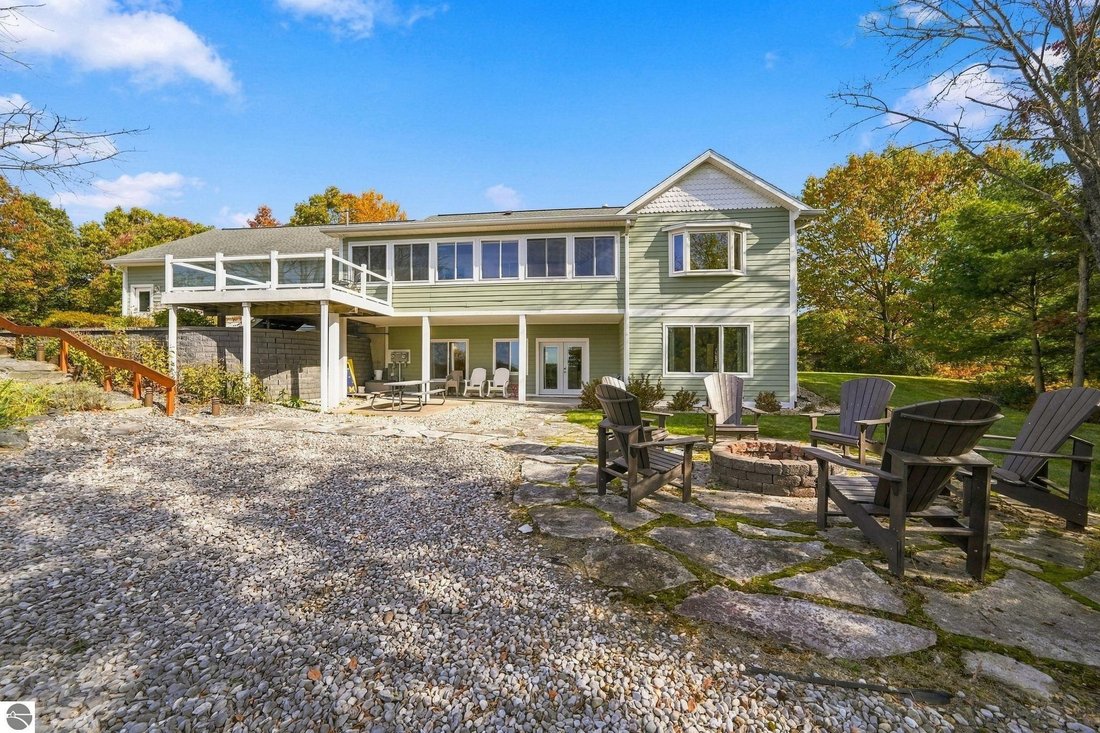 House in Traverse City, Michigan, United States 4 - 19167402