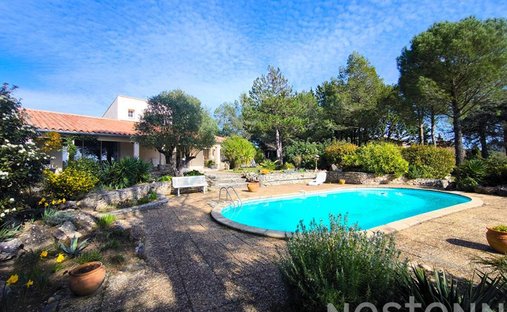 Casa a Aragon, Occitania, Francia 1