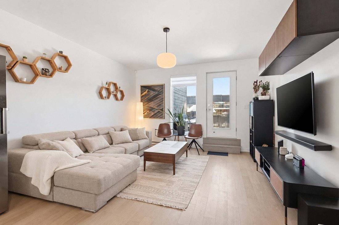 Condo in Montréal, Quebec, Canada 3 - 19167250