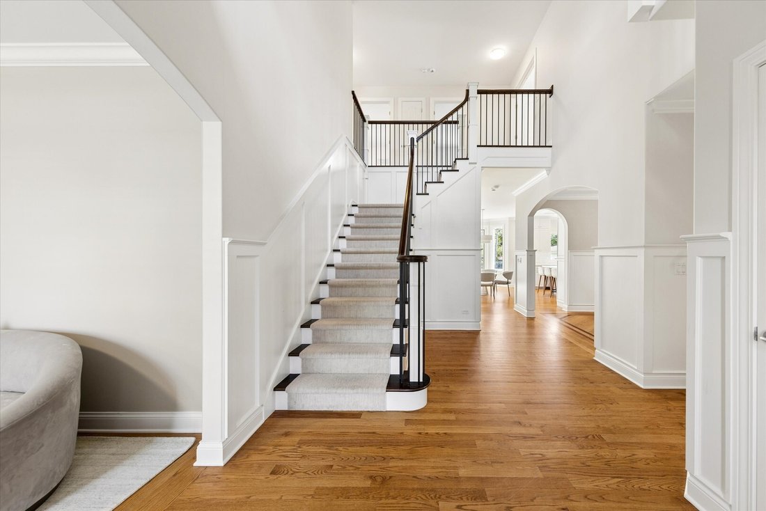 House in Elmhurst, Illinois, United States 2 - 19167490