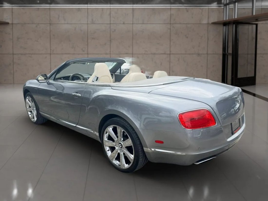 Cabriolet in West Palm Beach, FL, United States 5 - 19167785
