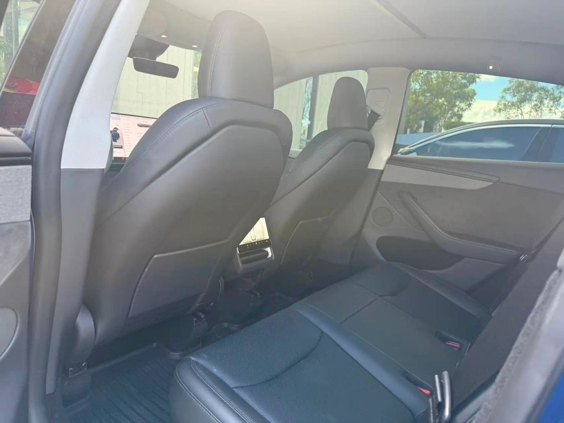Suv in Costa Mesa, CA, United States 4 - 19167723