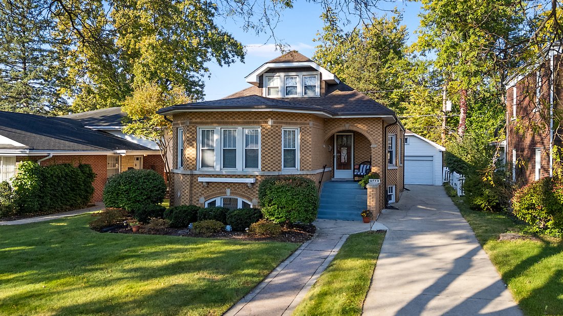 House in La Grange Park, Illinois, United States 2 - 19167422