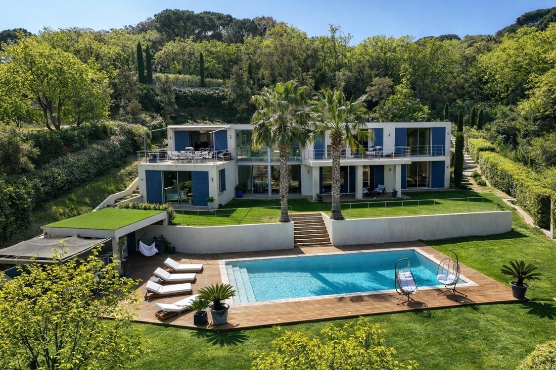 House in Ramatuelle, Provence-Alpes-Côte d'Azur, France 1 - 17713474