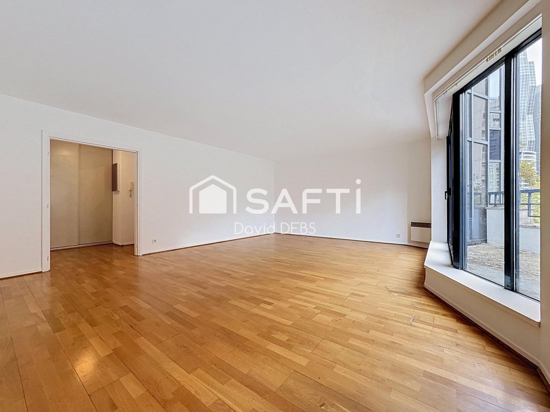 Apartment in Puteaux, Ile-de-France, France 2 - 19168144