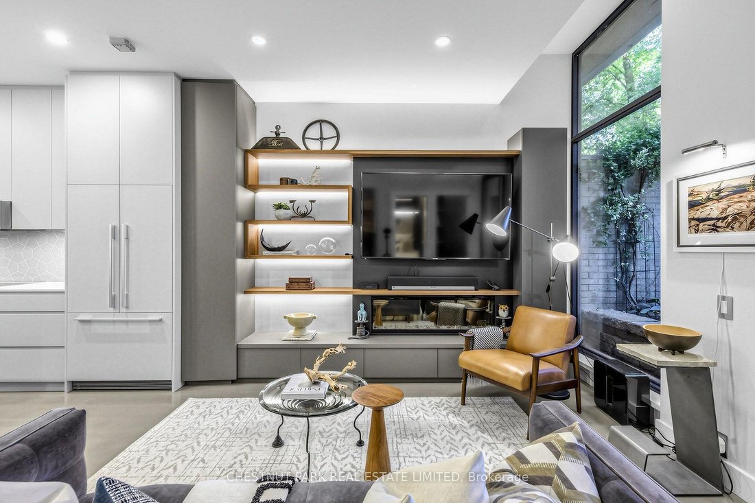 Apartment in Toronto, Ontario, Canada 5 - 19167747