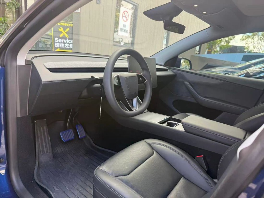 Suv in Costa Mesa, CA, United States 3 - 19167723