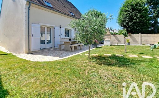 Haus in Nord Est, Gretz-Armainvilliers, Frankreich 1
