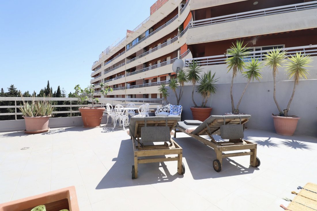 Penthouse in Marbella, Andalusia, Spain 2 - 19167593