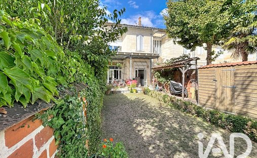 House in Caudéran-Barrière Judaïque, Bordeaux, France 1
