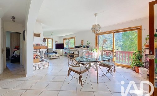 Haus in Fillinges, Auvergne-Rhone-Alpen, Frankreich 1