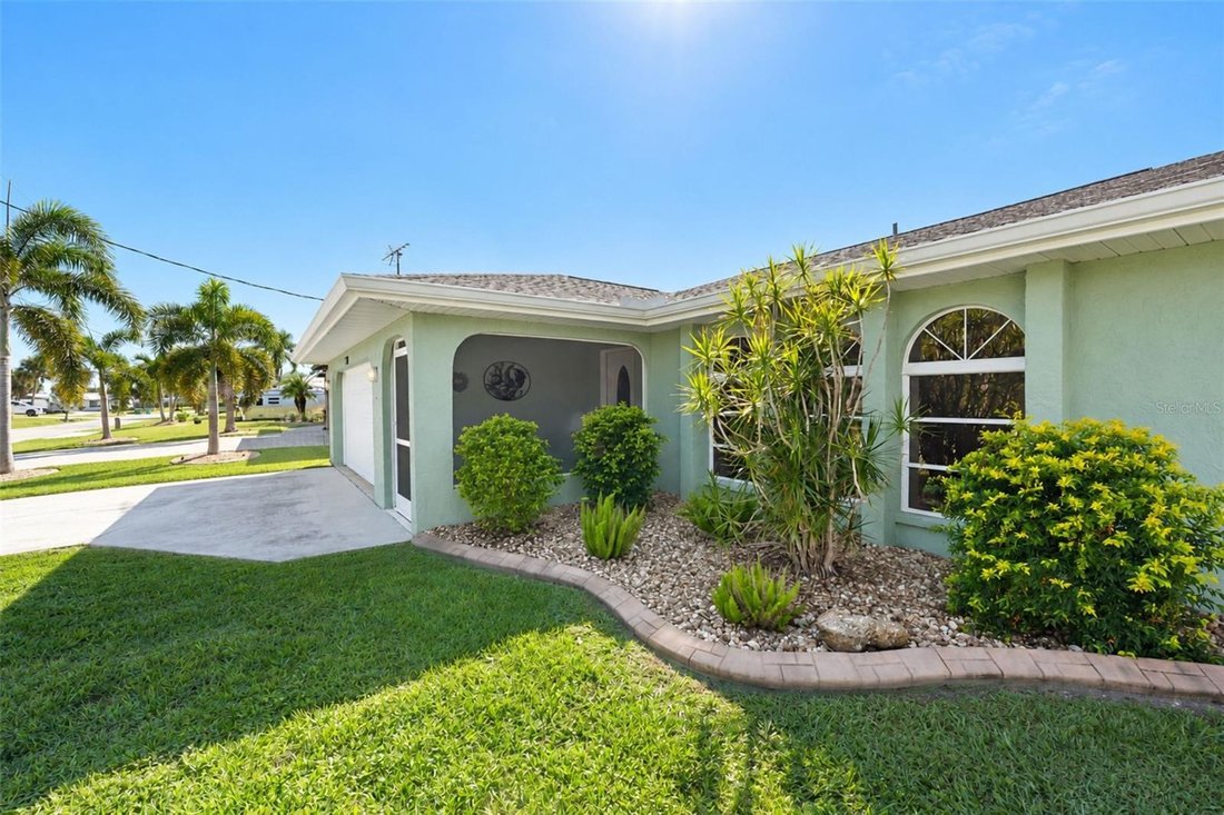 Casa a Port Charlotte, Florida, Stati Uniti 2 - 19167497